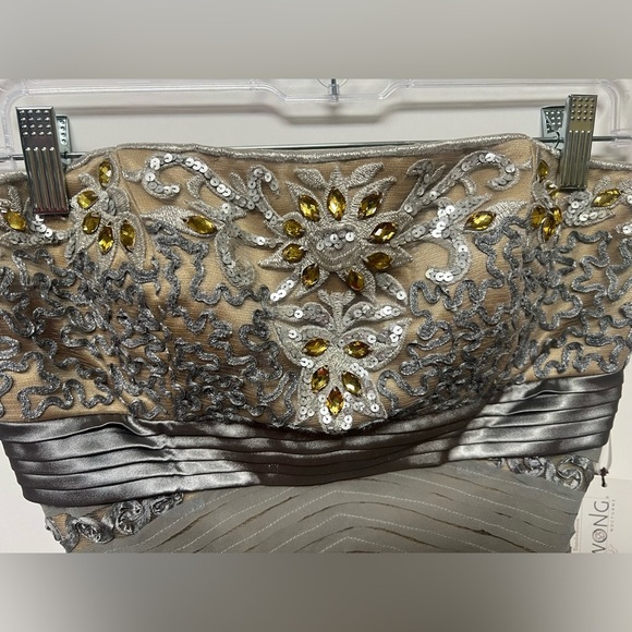 SUE WONG NOCTURNE STRAPLESS BEADED DRESS. SIZE 8.  PLATNIUM GOLD - Picture 5 of 14